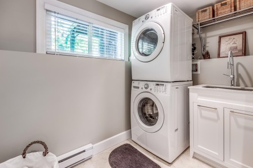 885 Fairfield Road, North Vancouver, BC 