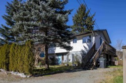 37925 Magnolia Crescent Squamish, BC V8B 0X7