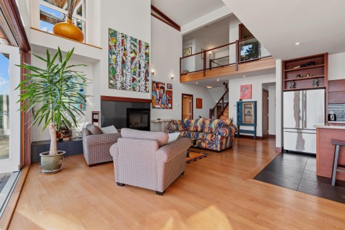 6085 Silverstone Lane, Sechelt, BC 