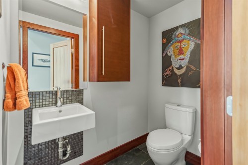 6085 Silverstone Lane, Sechelt, BC 