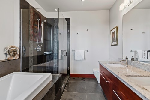 6085 Silverstone Lane, Sechelt, BC 