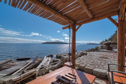 6085 Silverstone Lane, Sechelt, BC 