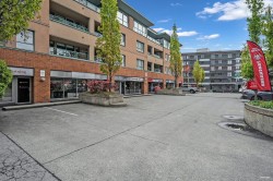 PH05-223 Mountain Highway  North Vancouver, BC V7J 3V3