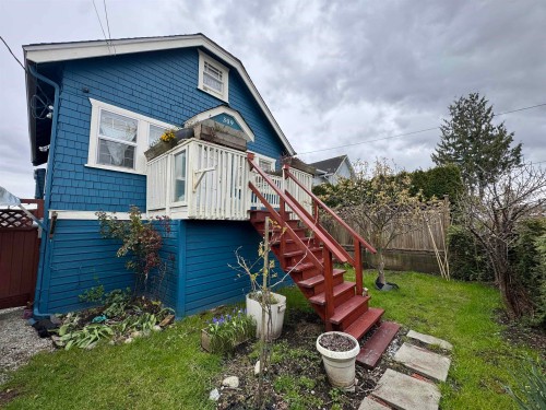 309 Boyne Street  New Westminster, BC V3M 5J9