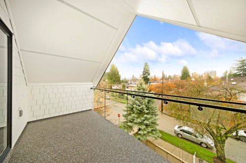 1095 14Th Avenue E, Vancouver, BC 