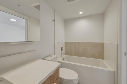 411-1365 Pemberton Avenue, Squamish, BC 