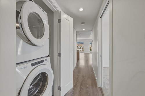 411-1365 Pemberton Avenue, Squamish, BC 