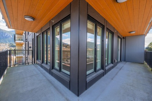 411-1365 Pemberton Avenue, Squamish, BC 