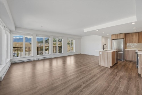 411-1365 Pemberton Avenue, Squamish, BC 