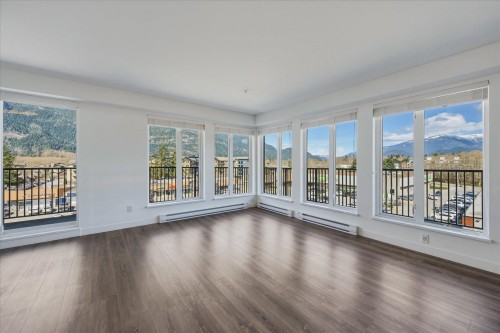 411-1365 Pemberton Avenue, Squamish, BC 