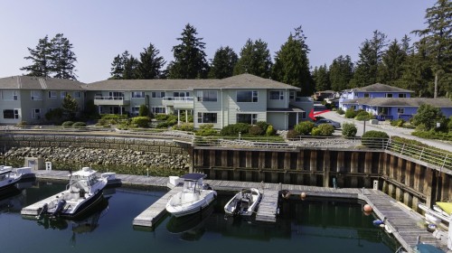 201-1585 Field Road  Sechelt, BC V7Z 0H1