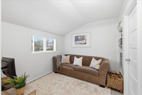 2232 14Th Avenue W, Vancouver, BC 