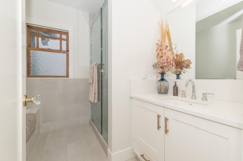 1610 Salsbury Drive, Vancouver, BC 