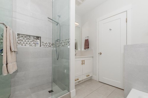 1610 Salsbury Drive, Vancouver, BC 