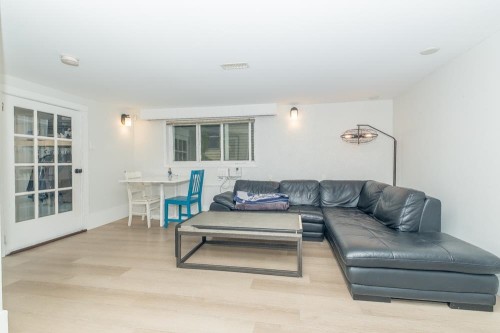 1610 Salsbury Drive, Vancouver, BC 