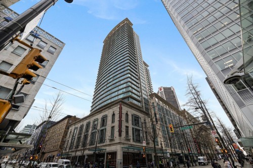 718-610 Granville Street  Vancouver, BC V6C 3T3
