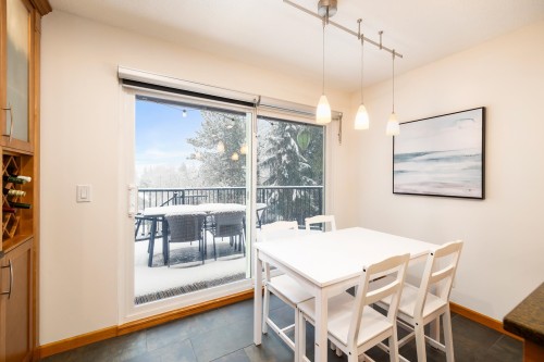 3985 Frames Place, North Vancouver, BC 