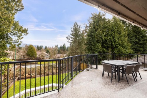 3985 Frames Place, North Vancouver, BC 