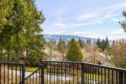 3985 Frames Place, North Vancouver, BC 
