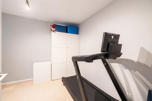 3985 Frames Place, North Vancouver, BC 