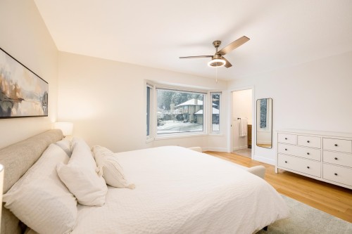3985 Frames Place, North Vancouver, BC 