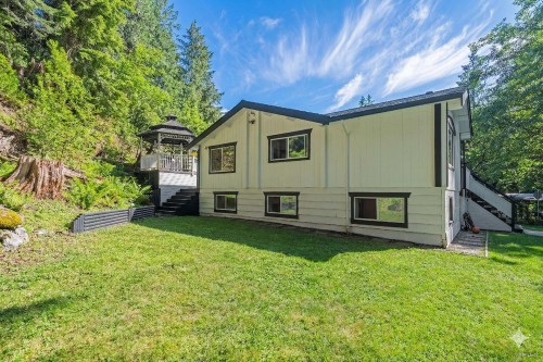3870 Emerald Drive, North Vancouver, BC 