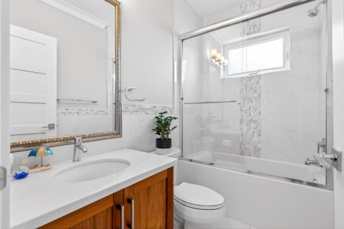2989 32Nd Avenue W, Vancouver, BC 