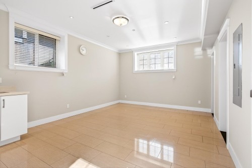 2989 32Nd Avenue W, Vancouver, BC 