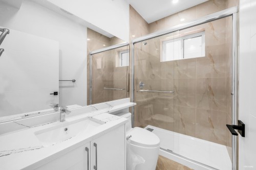 1846 37Th Avenue E, Vancouver, BC 