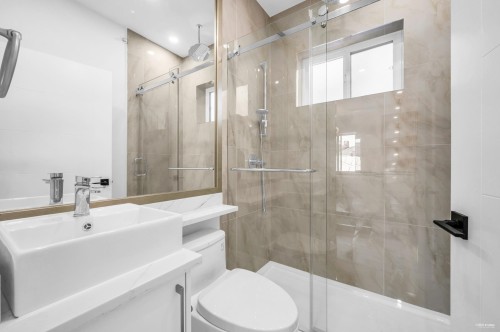 1846 37Th Avenue E, Vancouver, BC 