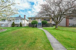 4708 Westlawn Drive Burnaby, BC V5C 3R3