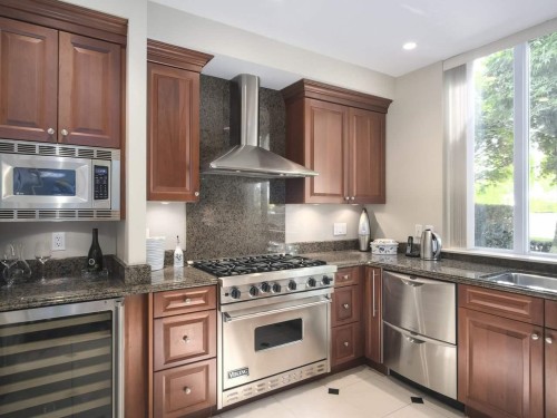 410 Beach Crescent, Vancouver, BC 