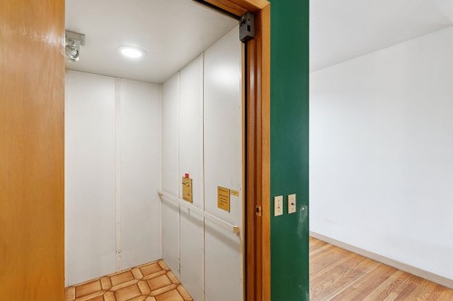 4436 11Th Avenue W, Vancouver, BC 