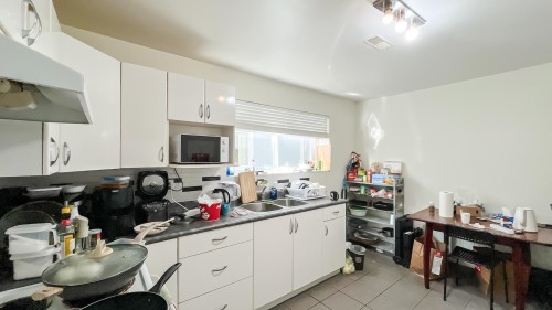 1420 Park Drive, Vancouver, BC 