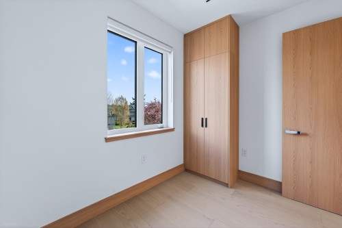 2-1495 58Th Avenue E, Vancouver, BC 