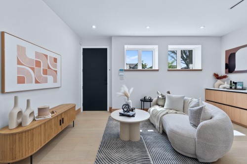 2-1495 58Th Avenue E, Vancouver, BC 