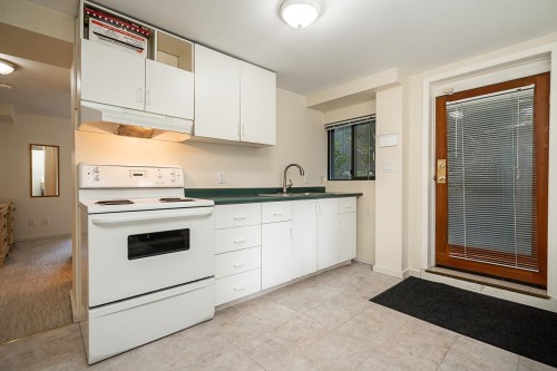 4338 2Nd Avenue W, Vancouver, BC 