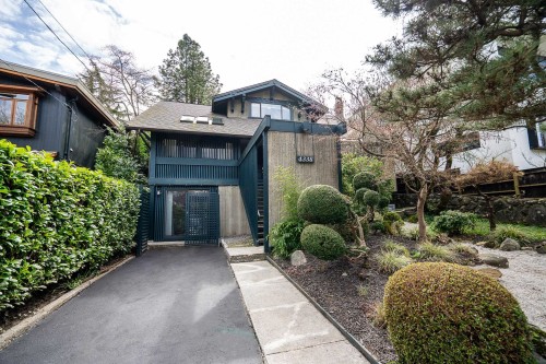 4338 2Nd Avenue W, Vancouver, BC 