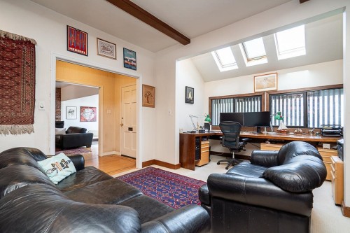 4338 2Nd Avenue W, Vancouver, BC 