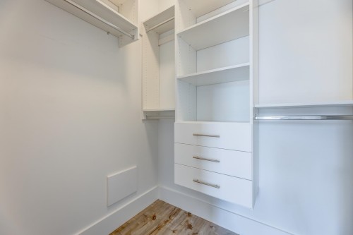 7102 Bridge Street, Richmond, BC 
