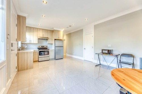 7102 Bridge Street, Richmond, BC 