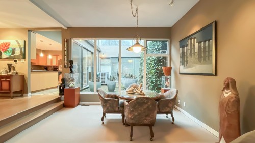 326 Greensboro Place, Vancouver, BC 