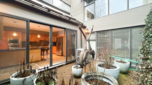326 Greensboro Place, Vancouver, BC 
