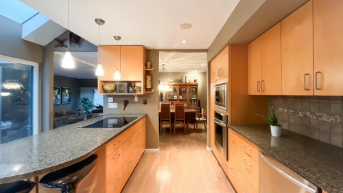 326 Greensboro Place, Vancouver, BC 