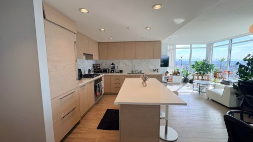 2308-6700 Dunblane Avenue  Burnaby, BC V5H 0J3