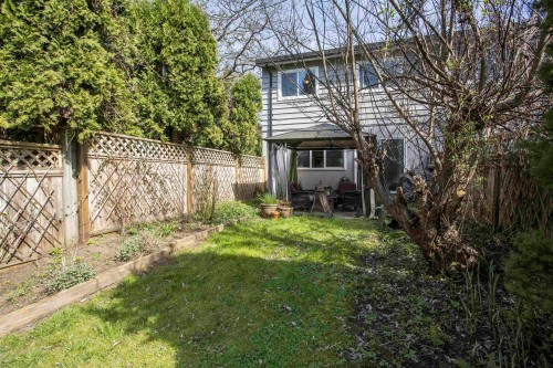 1-12101 Schmidt Crescent, Maple Ridge, BC 