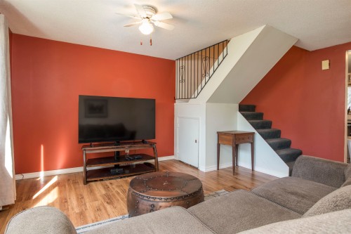 1-12101 Schmidt Crescent, Maple Ridge, BC 