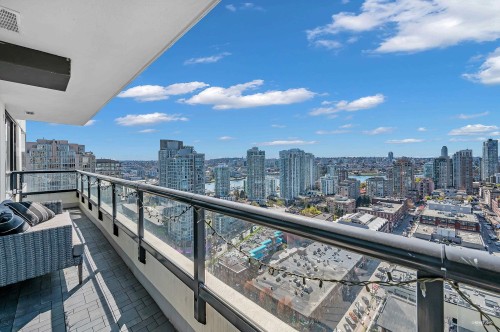 2608-977 Mainland Street  Vancouver, BC V6B 1T2