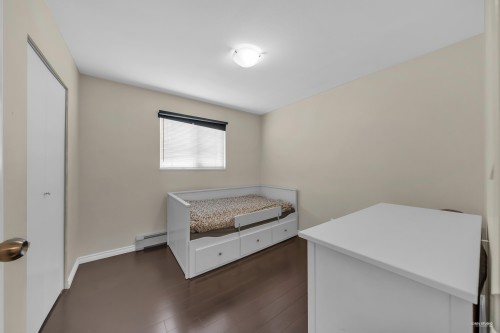 7125 Main Street, Vancouver, BC 