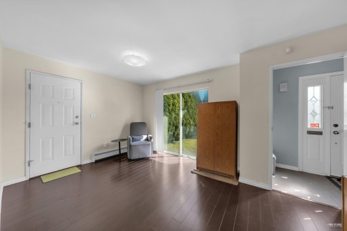 7125 Main Street, Vancouver, BC 